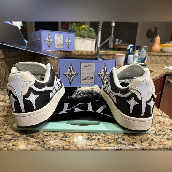 Kizo black and white limited edition - Picture 10 of 10